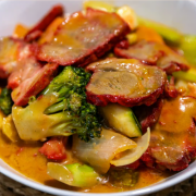 Roast Pork and Curry Sauce with Vegetables